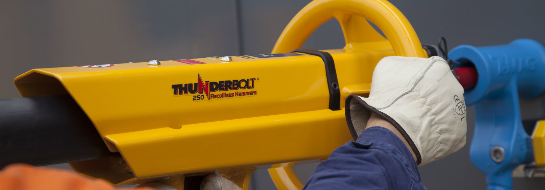 THUNDERBOLT 250 Recoilless Hammer